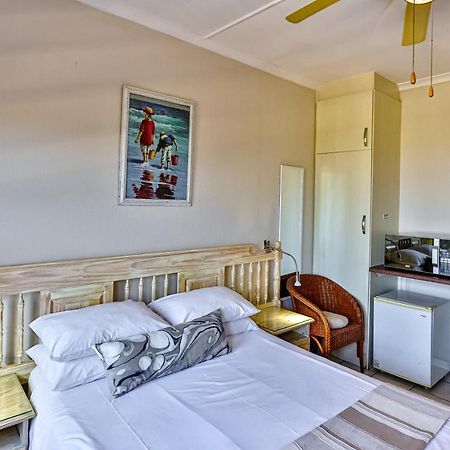 Zuider Zee Guest House Ballito Exterior photo