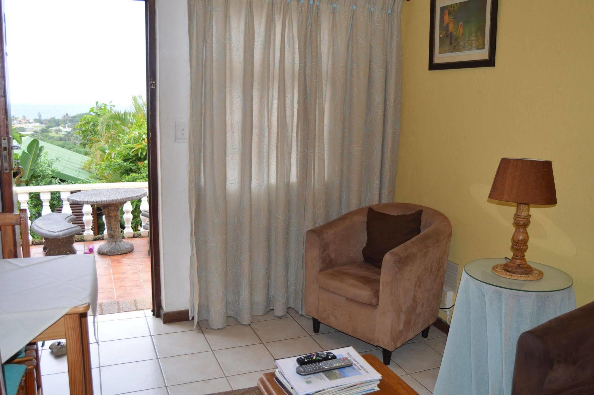 Zuider Zee Guest House Ballito Exterior photo